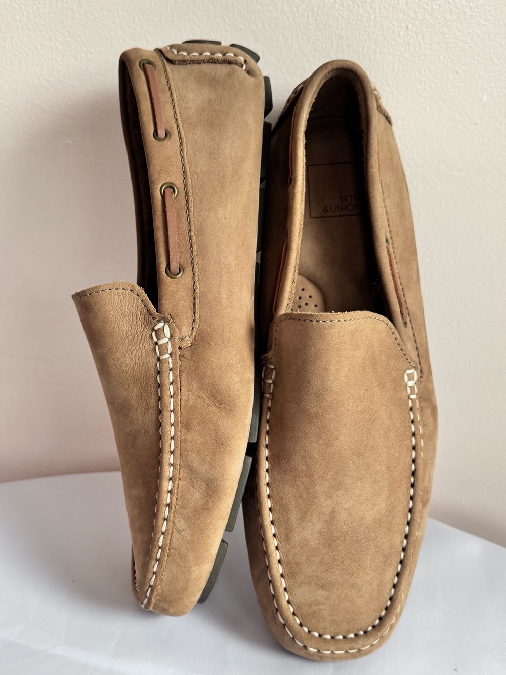 Men’s Suede 14th & Union Sand Nubuck Driving Loafer Leather & Stitch Detail - 8